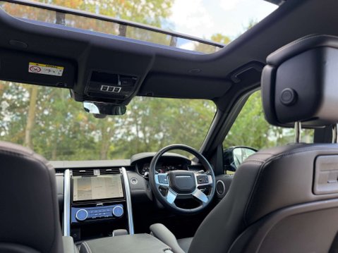 Land Rover Discovery 3.0 Discovery Metro Edition D MHEV Auto 4WD 5dr 2