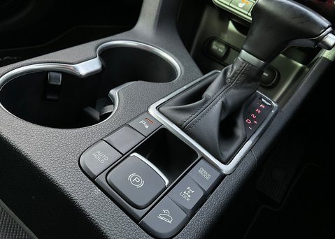 Kia Sportage 1.6 T-GDi GT-LINE ISG AWD 21