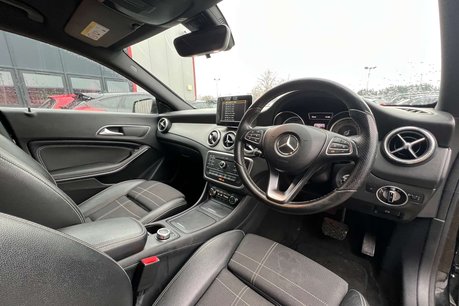 Mercedes-Benz CLA Class 2.1 CLA220d Sport Coupe 7G-DCT Euro 6 (s/s) 4dr 16