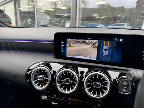 Mercedes-Benz A Class A 180 SPORT EXECUTIVE MHEV 25