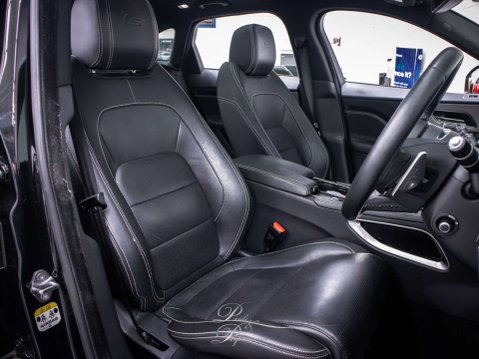 Jaguar F-Pace 3.0 F-PACE V6 S AWD D Auto 4WD 5dr 15