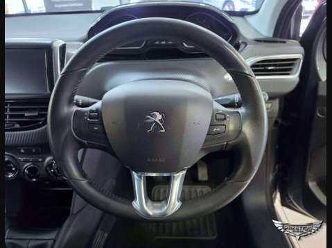 Peugeot 208 1.2 PureTech Active Euro 6 3dr 51