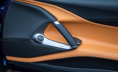 Ferrari 812 Superfast 20