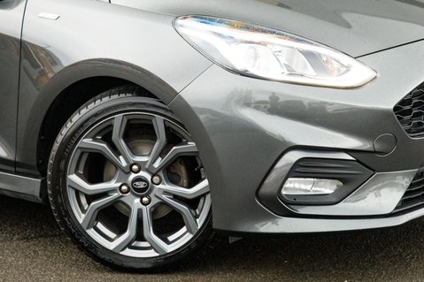 Ford Fiesta ST-LINE 11