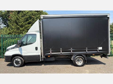 Iveco Daily 2.3D HPI 14V 35C 3450 HiMatic Euro 6 (s/s) 2dr, Curtain Side, MWB L2, DRW 8