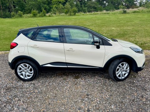 Renault Captur DYNAMIQUE NAV TCE 2