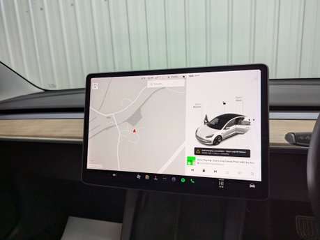 Tesla Model 3 Model 3 Long Range AWD 4WD 4dr 77