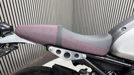 Yamaha XSR900 HERITAGE MT09 2016 ONLY 19K STUNNING MODERN RETRO 900CC 18