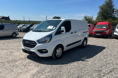 Ford Transit Custom AUTO SWB L1H1 Low Roof Trend Air Con Sensors Tow Bar EURO 6 NO VAT