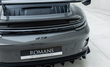 Porsche 911 GT3 (992) 30