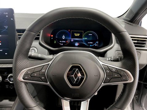 Renault Clio 1.6 E-TECH E-Tech engineered Hatchback 5dr Petrol Hybrid Auto Euro 6 (s/s) 13