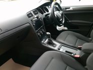 Volkswagen Golf SE NAVIGATION TSI BLUEMOTION TECHNOLOGY DSG ONLY 47,000 MILES FROM NEW 14