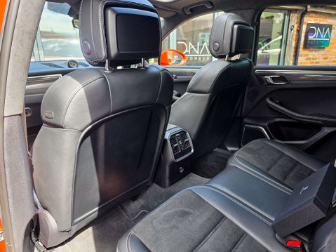 Porsche Macan 2.9 Macan GTS Semi-Auto 4WD 5dr 27