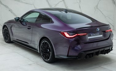 BMW M4 COMPETITION 12