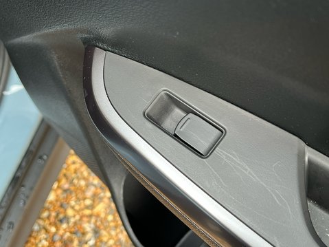 Suzuki Vitara ULTRA BOOSTERJET 39