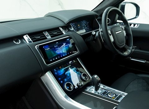 Land Rover Range Rover Sport 5.0 SVR Carbon Edition 17
