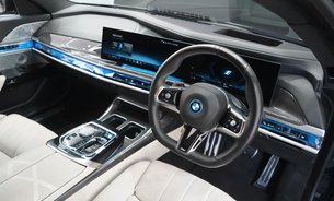 BMW I7 EDRIVE50 M SPORT Ultimate Pack Theatre Screen Bowers&Wilkins No Lux Tax VQ 2