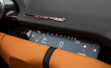 Ferrari 812 Superfast 16