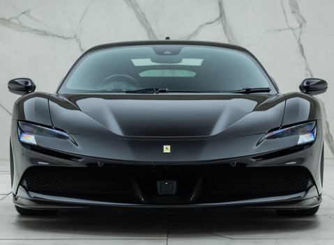 Ferrari SF90 Stradale 7