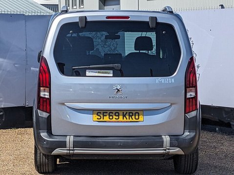 Peugeot Rifter HORIZON RE 8