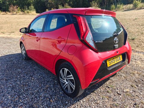 Toyota Aygo VVT-I X-PLAY X-SHIFT 6