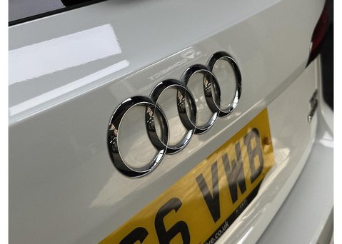 Audi A4 3.0 TDI V6 S line Estate 5dr Diesel S Tronic quattro Euro 6 (s/s) (218 ps) 20