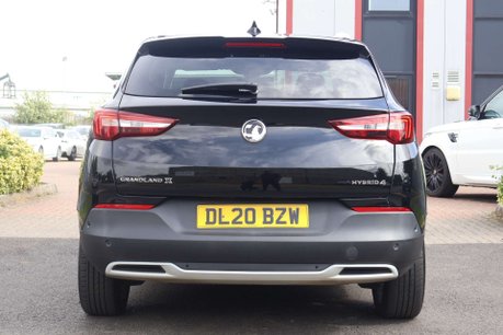 Vauxhall Grandland X 1.6 13.2kWh Business Edition Nav Premium SUV 5dr Petrol Plug-in Hybrid Auto 13