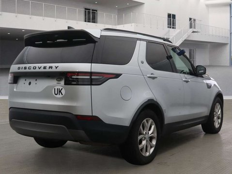 Land Rover Discovery 3.0 Discovery SE SD6 Auto 4WD 4