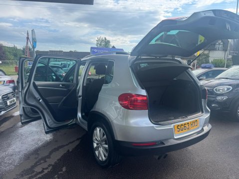 Volkswagen Tiguan 2.0 TDI BlueMotion Tech Match 4WD Euro 5 (s/s) 5dr 4