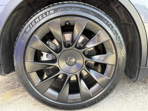 Tesla Model Y SUV 5dr Electric Auto RWD (346 ps) 15
