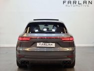 Porsche Cayenne 3.0T V6 GPF SUV 5dr Petrol TiptronicS 4WD Euro 6 (s/s) (340 ps) 20