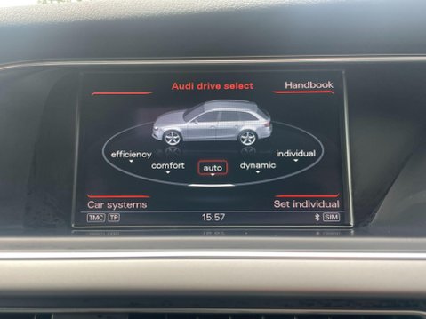 Audi A4 2.0 TDI S line Euro 5 (s/s) 5dr 26