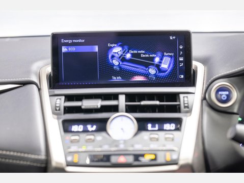 Lexus NX 2.5 300h GPF Premium SUV 5dr Petrol Hybrid E-CVT 4WD Euro 6 (s/s) (197 ps) 60