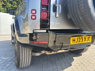 Land Rover Defender 90 D250 Hard Top SE MHEV 24
