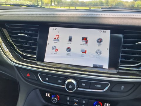 Vauxhall Insignia SRI VX-LINE NAV 50