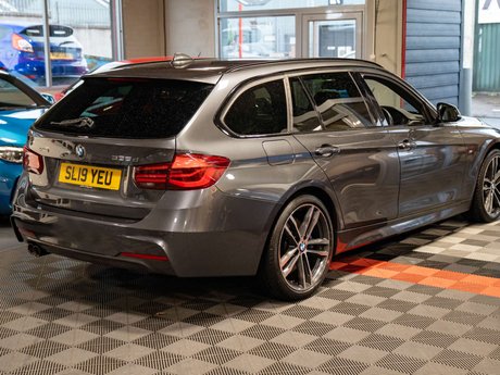 BMW 3 Series 3.0 335d xDrive M Sport Shadow Edition Auto 4WD 5dr 2