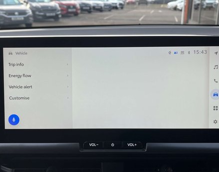 Toyota C-HR 1.8 C-HR Design HEV CVT 5dr 37