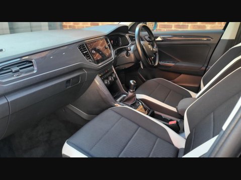 Volkswagen T-Roc SEL TSI EVO 2