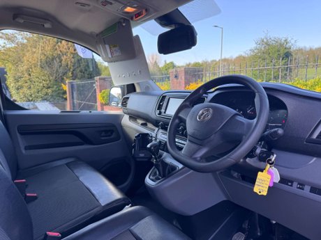 Vauxhall Vivaro 2.0 Vivaro 3100 Dynamic S/S 23