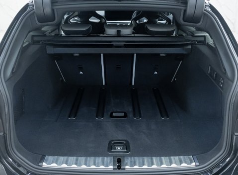 BMW M3 COMPETITION M XDRIVE TOURING 36