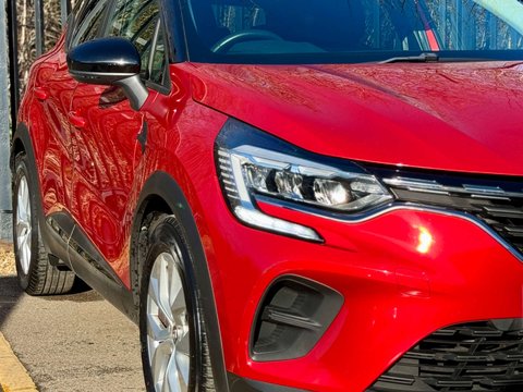 Renault Captur 1.0 Captur Iconic TCe 5dr 29