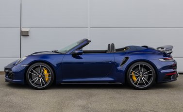 Porsche 911 Turbo S Cabriolet (992) 3