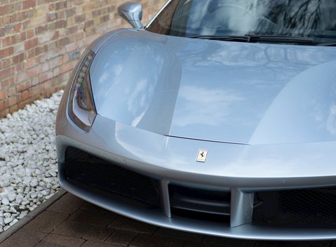Ferrari 488 Spider 23