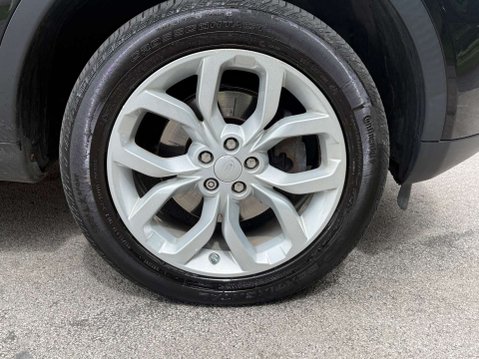 Land Rover Discovery Sport 2.0 Discovery Sport HSE TD4 Auto 4WD 5dr 56