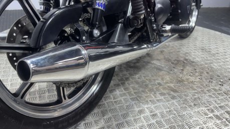 Triumph Bonneville SE 2013 7K NEW MOT INCREDIBLE CONDITION CUSTOM NAKED BIKE 865CC 37