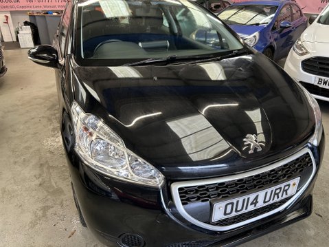 Peugeot 208 ACCESS PLUS 8