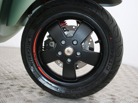 Piaggio Vespa GTV 300 VESPA GTV 300 SEI GIORNI 30