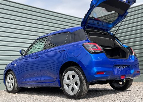 Suzuki Swift Motion 1.2 Mild Hybrid 15