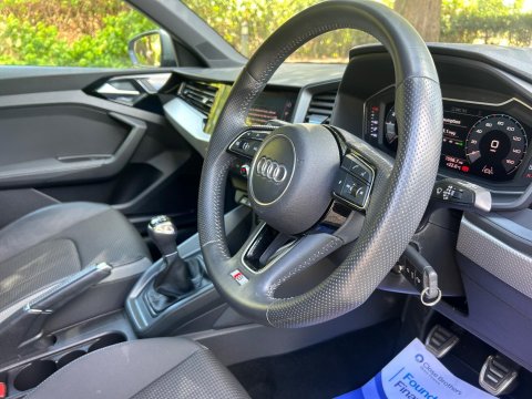 Audi A1 1.5 TFSI 35 S line Sportback Euro 6 (s/s) 5dr 52
