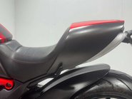 Ducati Diavel 1198 CARBON EDITION 24K 1 OWNER JUST SERVICED MOT APRIL 2027 31